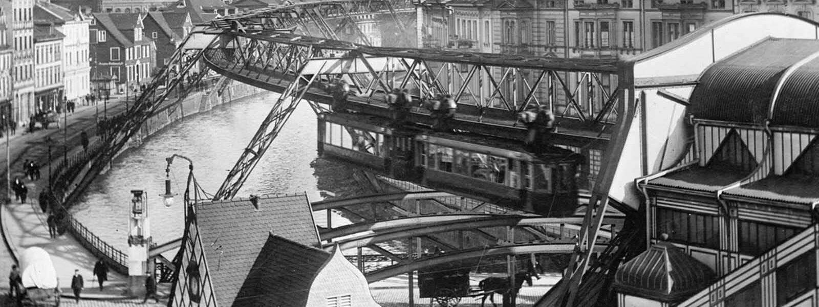 Die Wuppertaler Schwebebahn, die älteste elektrische Hochbahn, 1913