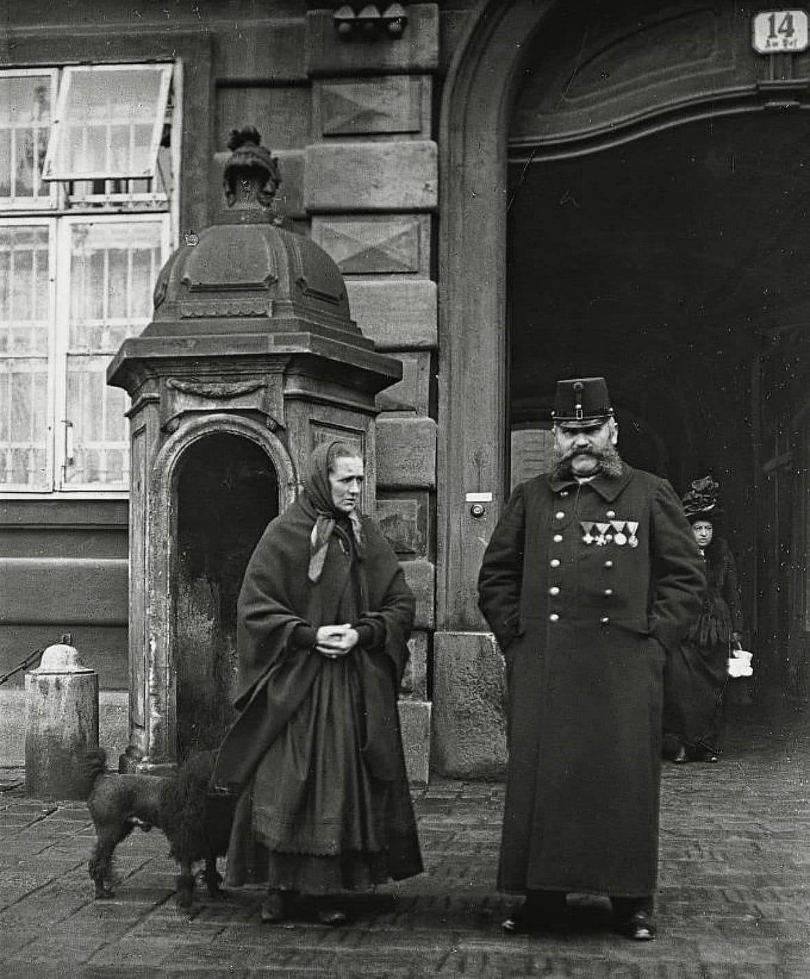 65+ Faszinierende Vintage-Fotos enthüllen das Straßenleben im Nürnberg der 1910er Jahre