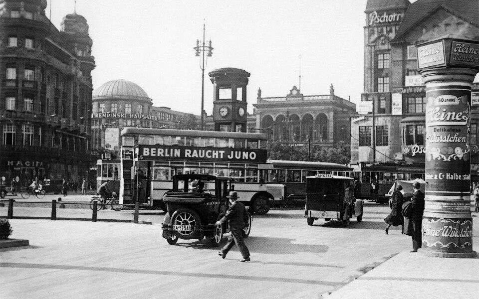 60+ Beeindruckende Vintage-Fotos zeigen Straßenszenen aus Nürnberg, Deutschland, in den 1910er Jahren