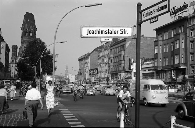 Faszinierende Vintage-Fotos von Berlin im Sommer 1957