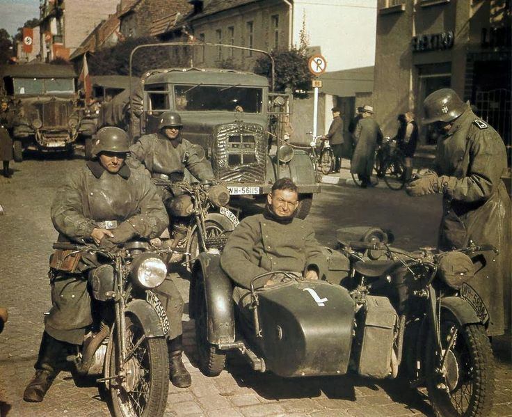 Faszinierende Fotos zeigen, wie Nazi-Motorradfahrer sich aufsattelten, um in den Krieg zu fahren (und einige der anderen seltsamen Motorräder, die es auf das Schlachtfeld geschafft haben)