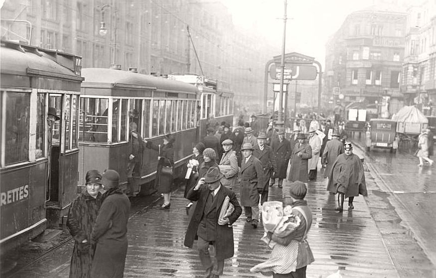 28+ faszinierende Vintage-Fotografien, die das Alltagsleben im Berlin der 1920er Jahre einfangen