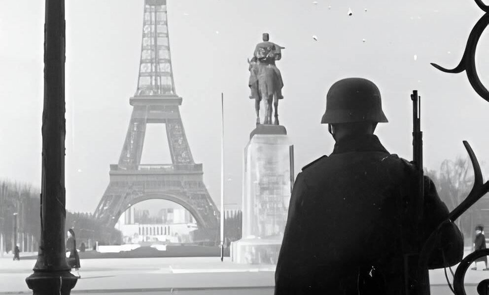 25 Farbfotos dokumentieren den Fall von Paris im Jahr 1940