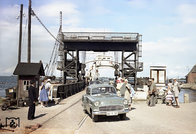 Wunderschöne Farbfotos von Eisenbahnen in Hamburg, 1959