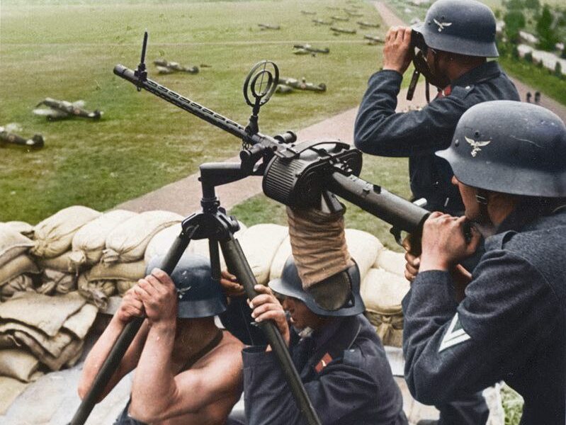 Das MG-15: Ein flexibles Flugzeug-Maschinengewehr für den Einsatz in der Infanterie