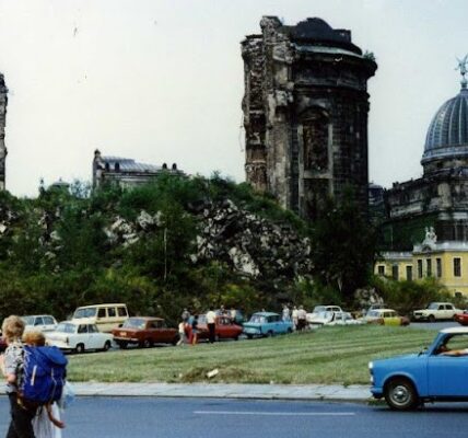 Straßenszenen aus Dresden in den späten 1980er Jahren