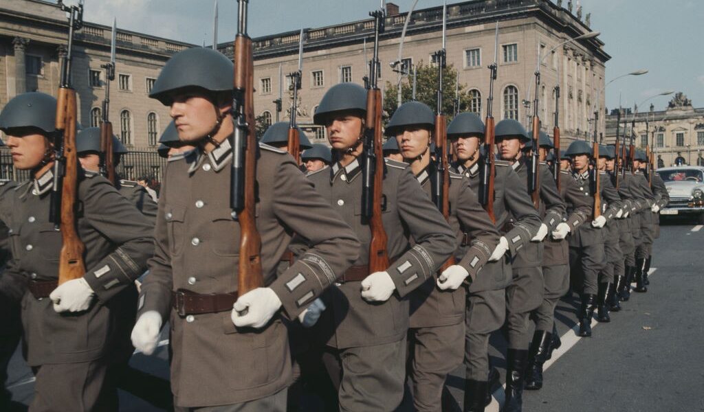 Gewehr 43: Das deutsche halbautomatische Gewehr, inspiriert vom sowjetischen SVT-40.