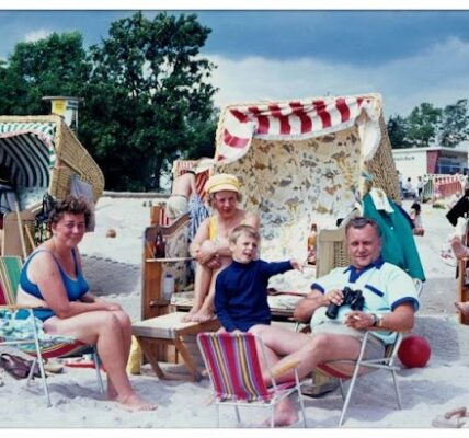 Wunderschöne Bilder einer deutschen Familie während ihrer Sommerferien 1966