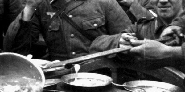 Zweiter Weltkrieg: Deutsche Rationen und Ernährung der Truppen des Dritten Reichs