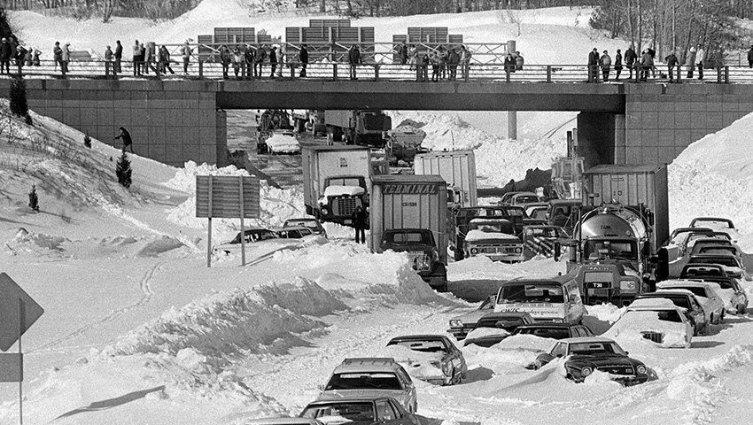 Brutaler Winter 1978: Erstaunliche Fotos vom Schneesturm in Norddeutschland von Dezember 1978 bis Januar 1979