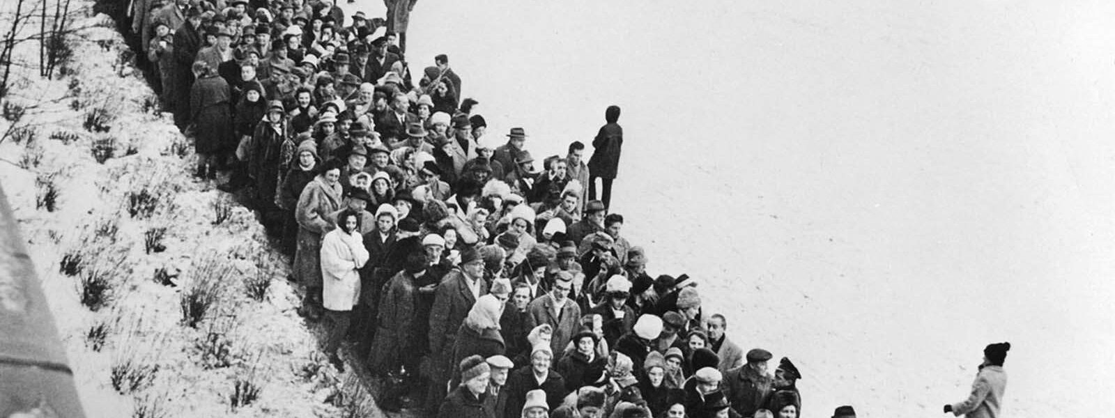 Der Bau der Berliner Mauer anhand seltener Fotografien, 1961 - 1989