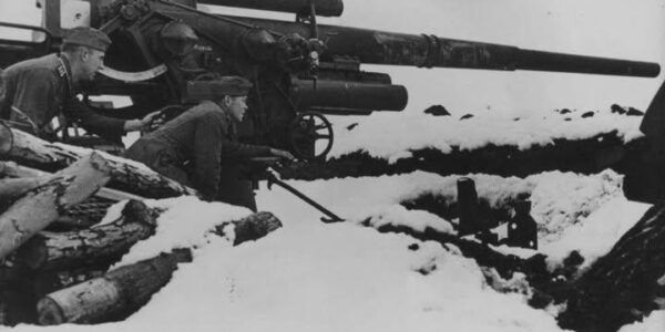 Die beste Waffe des Zweiten Weltkriegs – Flak 88 in atemberaubenden Fotos