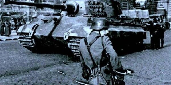 Deutscher Königstiger-Panzer der