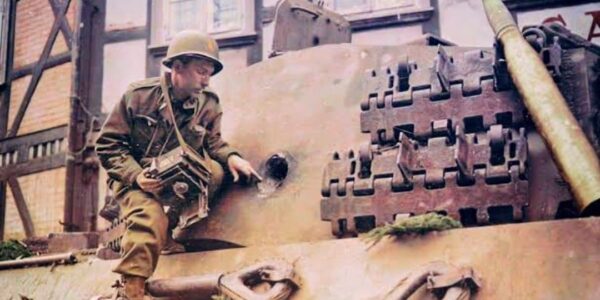 60 beeindruckende Aufnahmen vom zerstörten Berlin nach dem Zweiten Weltkrieg (1945)