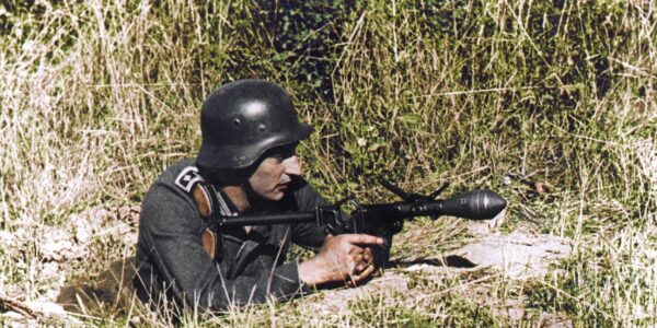 Panzerfaust – Die Geschichte der deutschen „Panzerfaust“