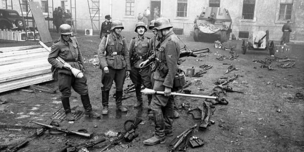 Panzerfaust – Die Geschichte der deutschen „Panzerfaust“