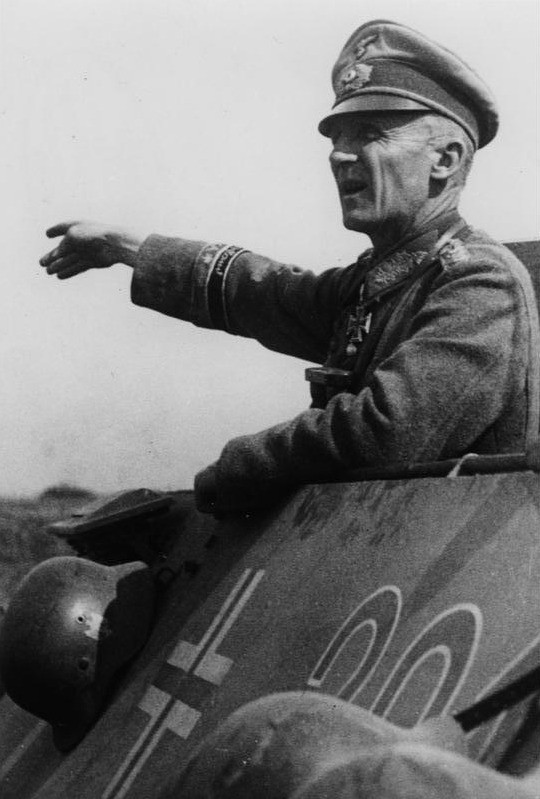 Militärische Operationen und Zivilszenen im Sommer 1944 – Deutsche Truppen in Nordfrankreich, Russland und Polen