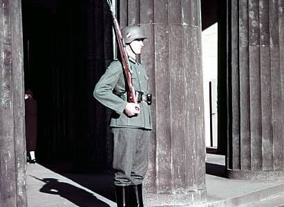 Berlin der 1930er Jahre in seltenen Vintage-Fotografien