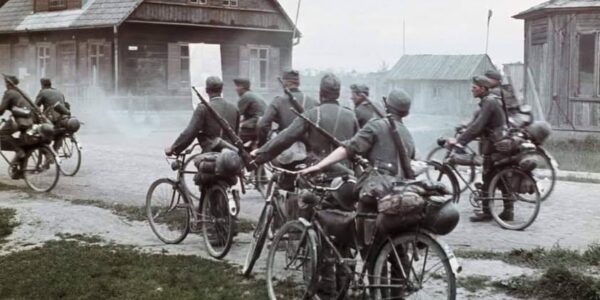 20 beruhmte Fotos von der Ostfront während des Zweiten Weltkriegs