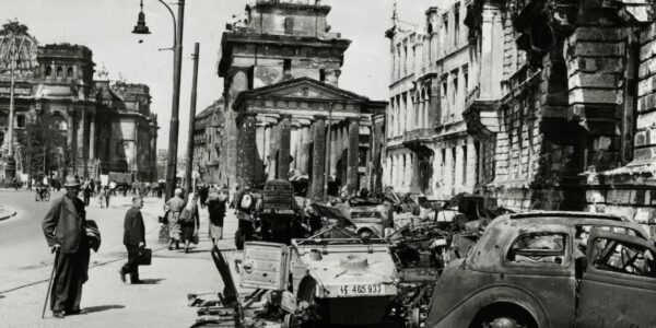 Die Enttäuschung der Deutschen, die aus sowjetischer Kriegsgefangenschaft in ihre Heimat zuruckkehrten