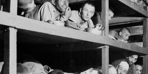 25 unglaubliche kolorierte Fotos aus der Geschichte.