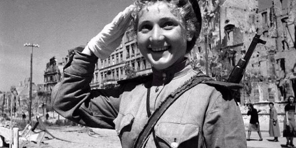 23 erstaunliche Fotos von sowjetischen Soldaten im Zweiten Weltkrieg