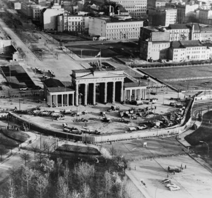 Ein einzigartiger Blick auf die Stadt im Umbruch – Geschichten, Gesichter und Momente einer sich wandelnden Metropole