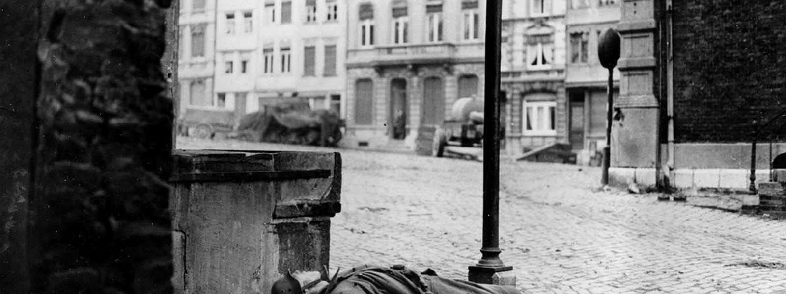 Die letzten Tage Nazi-Deutschlands anhand von Fotografien, 1945