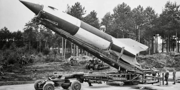 Die V2-Rakete: Eine Veränderung der Kriegsbahn