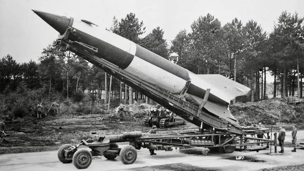 Die V2-Rakete: Eine Veränderung der Kriegsbahn