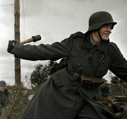 Deutsche Soldaten im Einsatz: Bilder aus dem Jahr 1944.