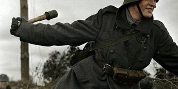 Deutsche Soldaten im Einsatz: Bilder aus dem Jahr 1944.