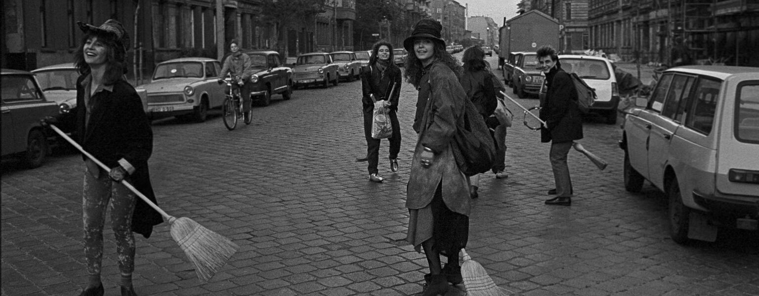 Geschichte der Walpurgisnacht in Berlin: Hexentänze und Punk-Partys.