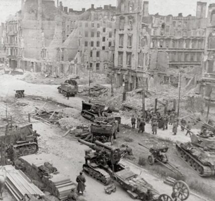 Ein Bild ohne Worte: Was nach dem Fall Berlins 1945 ubrig blieb.