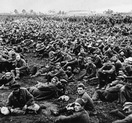 Schatten des Ostfeldzugs: Seltene Aufnahmen von 1941