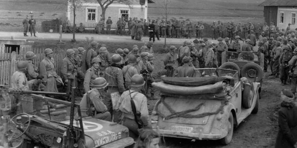 Die deutsche 11. Panzerdivision: Den Geist aufgeben