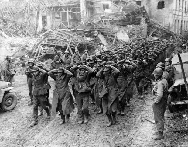 Der Untergang Deutschlands im Zweiten Weltkrieg in 30 Bildern
