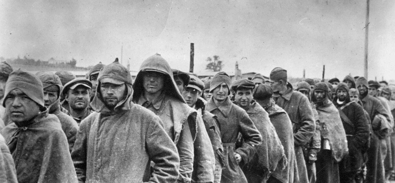 DAS SCHICKSAL DER SOWJETISCHEN HÄFTLINGE IN AUSCHWITZ