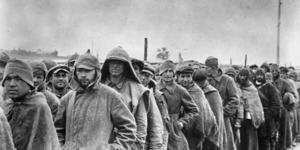 DAS SCHICKSAL DER SOWJETISCHEN HÄFTLINGE IN AUSCHWITZ