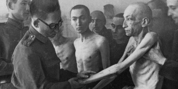 Die schockierende Befreiung von Auschwitz: Die Sowjets „wussten nichts“, als sie sich näherten