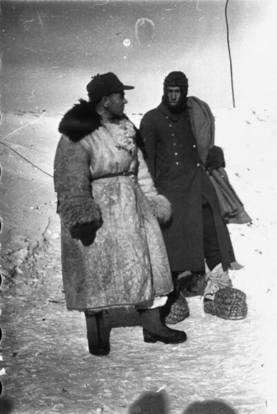 Letzter Halt vor der Hölle – Stalingrad in Bildern, die man nicht vergisst.