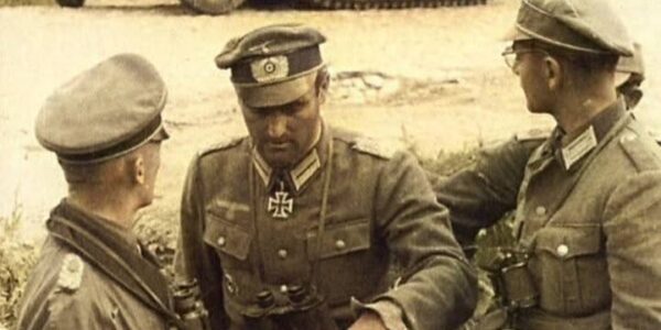 HALB LKW, HALB PANZER, DAS DEUTSCHE SD.KFZ 251 WAR VOLLKOMMEN ERFOLGREICH