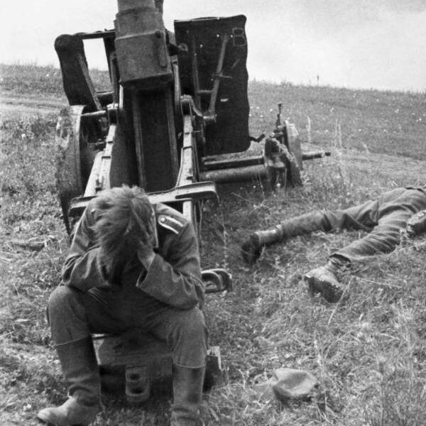 28 eindringliche Fotos aus der Schlacht von Kursk: Der Zusammenstoß, der den Zweiten Weltkrieg veränderte