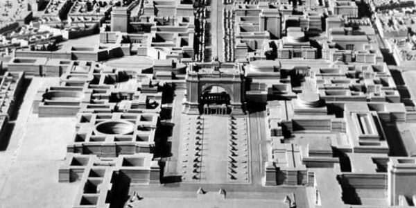 Berlin nach dem Krieg – Die zerstörte Hauptstadt Deutschlands im Wiederaufbau.