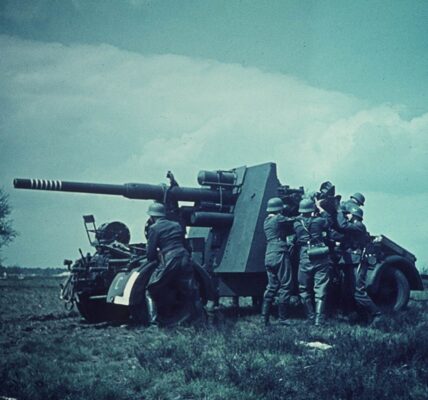 Deutsche 88-mm-Flakkanone während Barbarossa