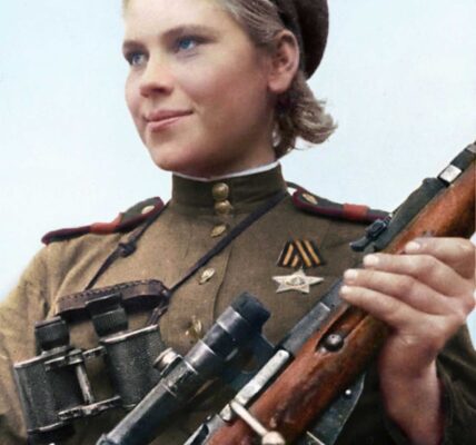 Klug, schön und tödlich: Die 19-jährige sowjetische Scharfschutzin Rosa Schanina mit 59 bestätigten Abschussen, 1945