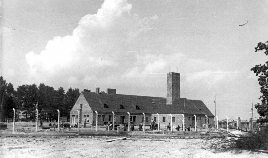 Auschwitz-Birkenau, Juni 1943 – Als sich der industrielle Massenmord in Stein und Stahl manifestierte.