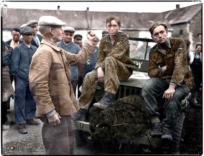 20 weitere kolorierte Fotos aus dem 2. Weltkrieg