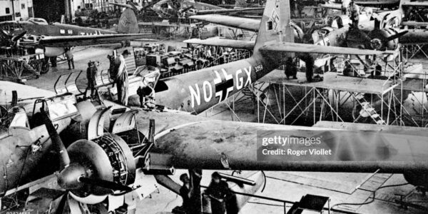 Erstaunliche Bilder der Heinkel HE 111